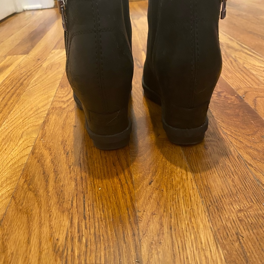 Sorel Chelsea Wedge Booties